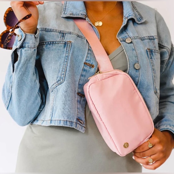 Pink Belt bag with flowered detachable scarf - Picture 4 of 8